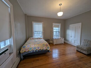 178 Bowen St, Unit 3 in Providence, RI - Foto de edificio - Building Photo