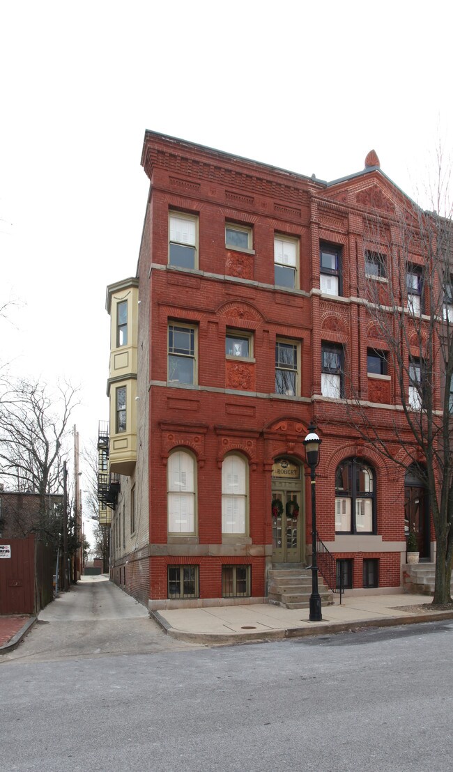 251 Robert St in Baltimore, MD - Building Photo - Building Photo