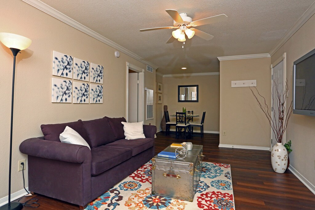 Magnolia Court Apartments in Austin, TX