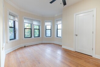2054 W Arthur Ave in Chicago, IL - Building Photo - Building Photo
