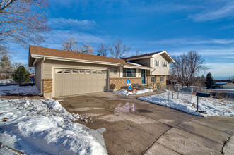 2625 Villa Loma Dr in Colorado Springs, CO - Foto de edificio - Building Photo