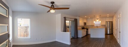 1056 Watt St-Unit -Unit #1 in Reno, NV - Building Photo - Building Photo