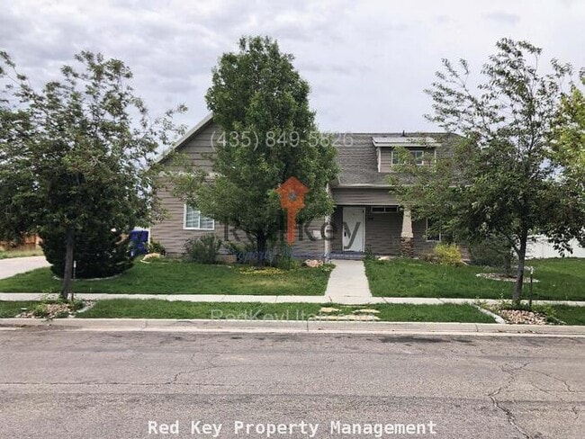 property at 318 Durocher Ln