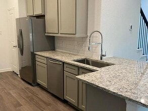 555 Dry Fork Ln in Conroe, TX - Building Photo - Building Photo