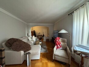 50 Ocean Pkwy in Brooklyn, NY - Building Photo - Building Photo