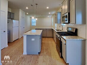 1568 Banham Dr in Lake Park, NC - Foto de edificio - Building Photo