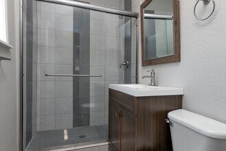 216 Redan St in Houston, TX - Building Photo - Building Photo