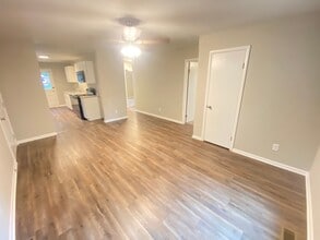 1105 Old Charlotte Rd in Statesville, NC - Building Photo - Building Photo