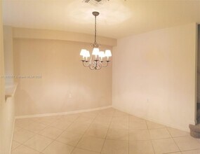 9420 Ivy Brook Run in Ft. Myers, FL - Building Photo - Building Photo