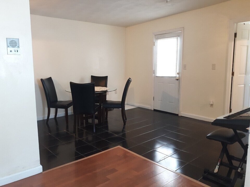 343 Sumner St in Boston, MA - Building Photo