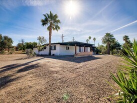 843 S Sarnoff Dr in Tucson, AZ - Building Photo