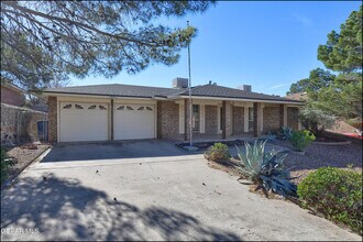 6516 Cortesano Ct in El Paso, TX - Building Photo - Building Photo