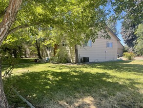 1007 Columbia, Unit House in Ellensburg, WA - Building Photo - Building Photo