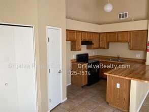 2906 W Avenida Obregon in Tucson, AZ - Building Photo - Building Photo