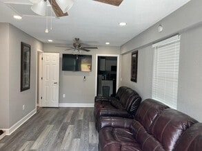 1906 Karen Ln in Tallahassee, FL - Building Photo - Building Photo