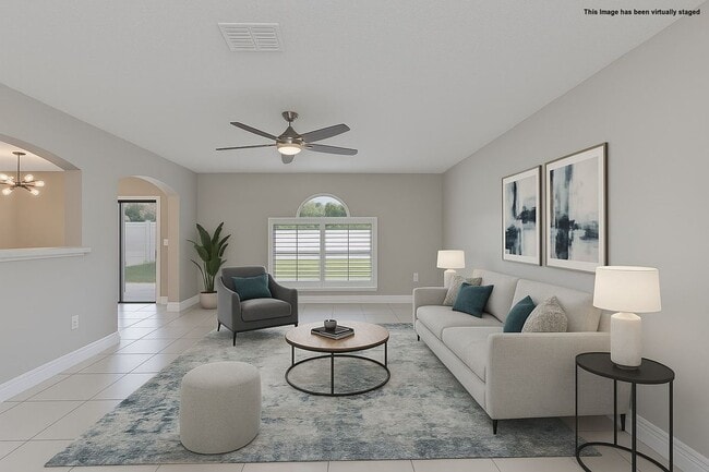 10505 Opus Dr in Riverview, FL - Foto de edificio - Building Photo