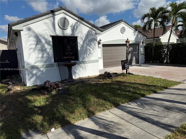 15921 SW 82nd St in Miami, FL - Building Photo - Building Photo