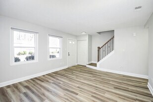 1524 Waybridge Ln in Charlotte, NC - Building Photo