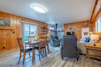 1711 Fischer Ln in Tetonia, ID - Building Photo - Building Photo