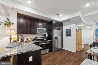 1715 Monument St in Philadelphia, PA - Building Photo - Building Photo