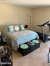 710 Calle Cardo in Thousand Oaks, CA - Building Photo - Building Photo