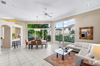 4252 NW 66th Ln in Boca Raton, FL - Building Photo - Building Photo