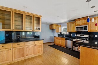 959 E 107th St in Los Angeles, CA - Building Photo - Building Photo