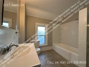 1517 James St in Kalamazoo, MI - Building Photo - Building Photo