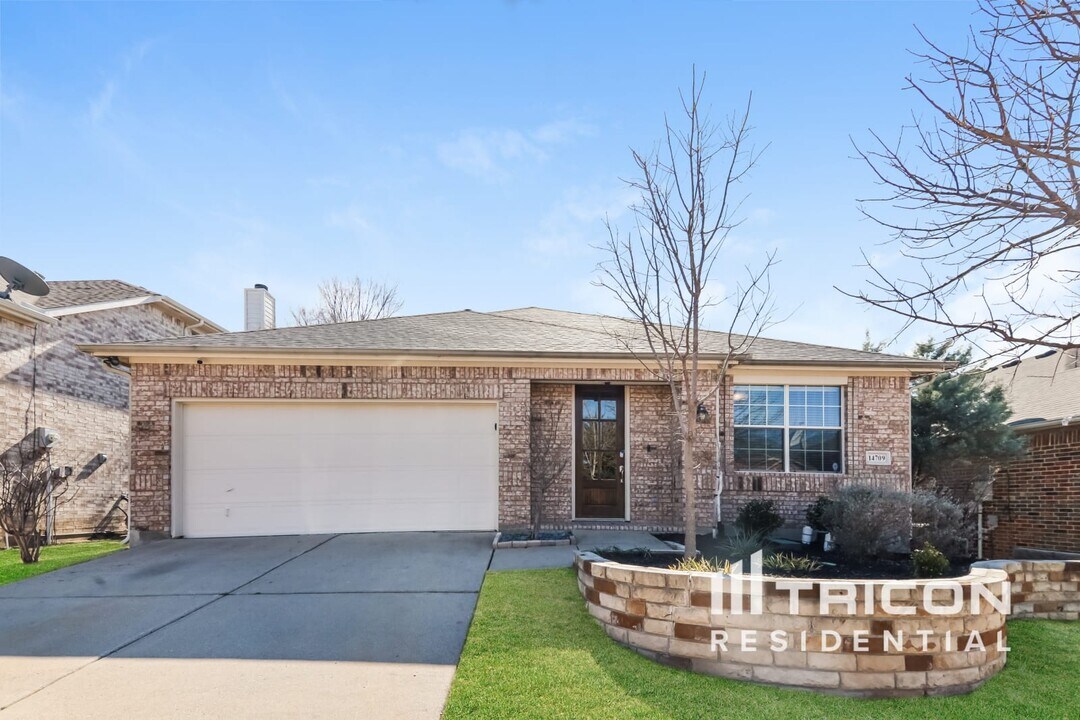 14709 Eaglemont Dr in Little Elm, TX - Building Photo