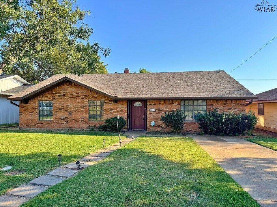 1513 Hursh Ave in Wichita Falls, TX - Building Photo