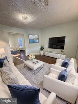 4338 N Franklin St in Philadelphia, PA - Building Photo