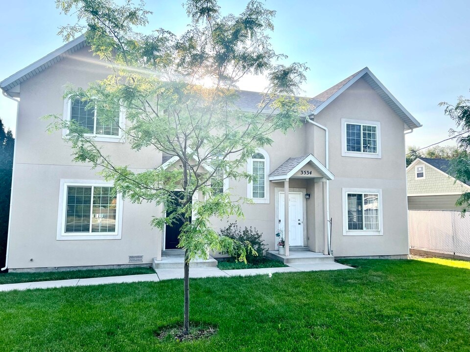 3536 S 1100 E in Millcreek, UT - Building Photo