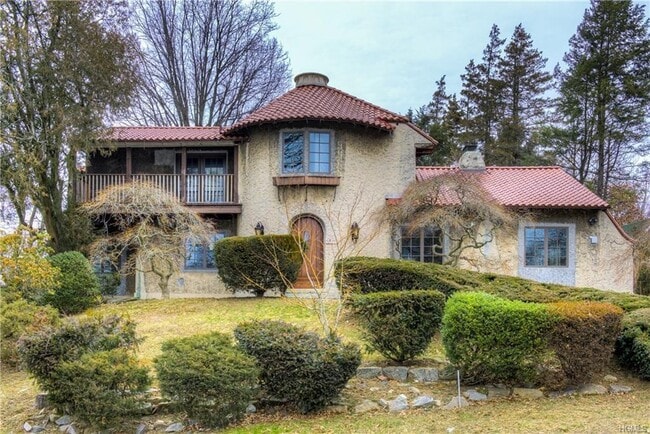 property at 1 Elizabeth Rd
