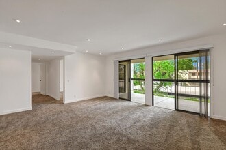 1895 N Vía Miraleste, Unit 1522 in Palm Springs, CA - Foto de edificio - Building Photo