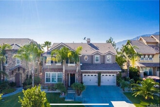 5448 Turin Way in Fontana, CA - Building Photo - Building Photo