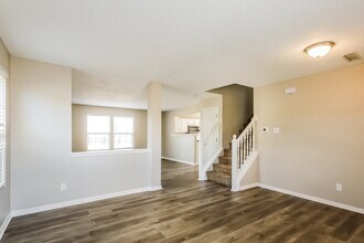 1904 Breakwater Dr in Greenfield, IN - Building Photo - Building Photo