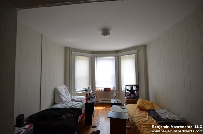 property at 883 Huntington Ave