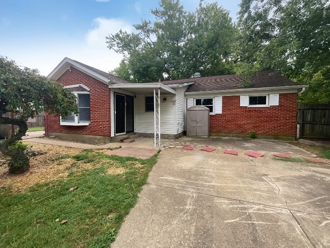 210 Littlebrook Dr in Fairfield, OH - Foto de edificio - Building Photo