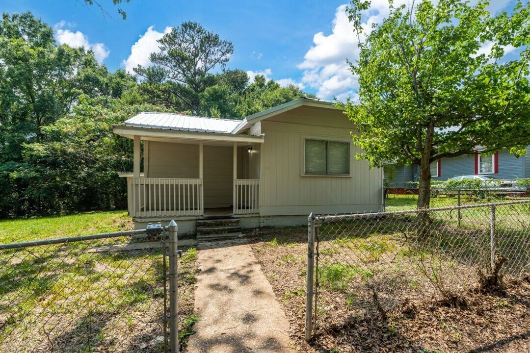 517 6th St in Docena, AL - Building Photo