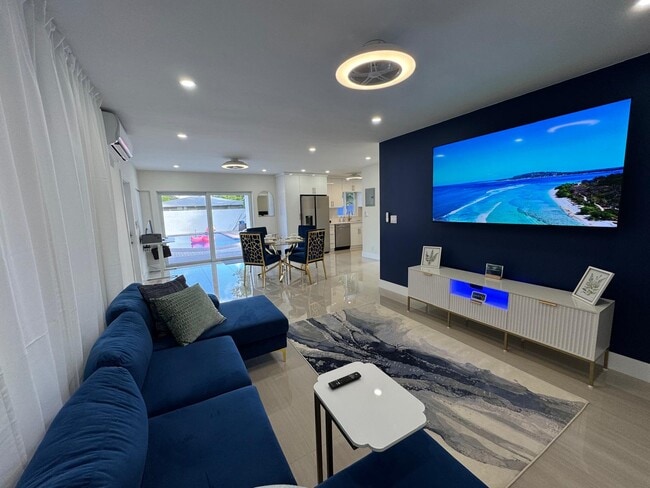 1900 NE 2nd St in Pompano Beach, FL - Building Photo - Building Photo