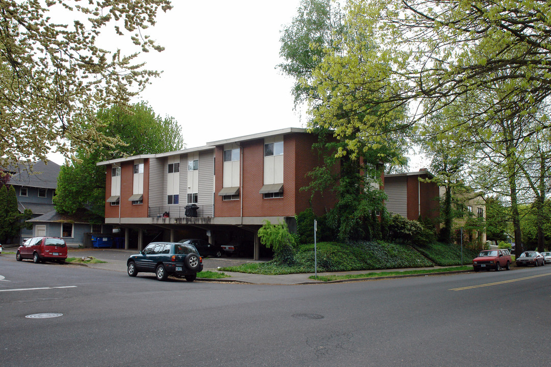 1815 NE 15th in Portland, OR - Building Photo