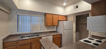 10401 N Saguaro Blvd in Fountain Hills, AZ - Building Photo - Building Photo