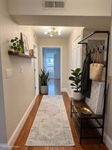 4 Elbow St, Unit 2 in Boston, MA - Foto de edificio - Building Photo