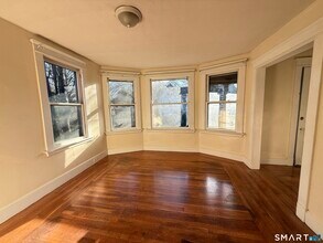 867 Elm St in New Haven, CT - Building Photo - Building Photo