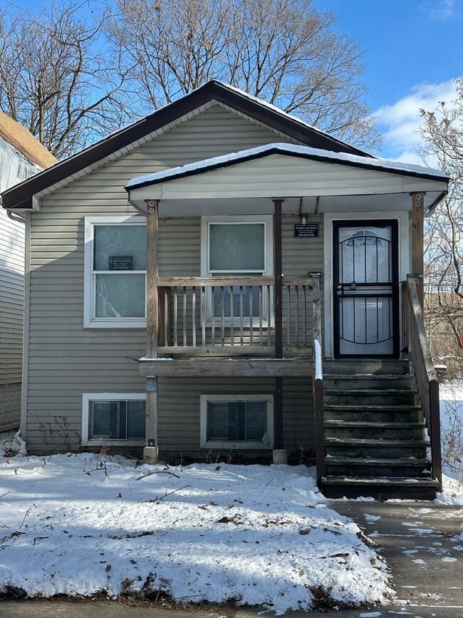 property at 12327 S Parnell Ave