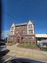 901 Grand Ave in North Bergen, NJ - Building Photo - Building Photo