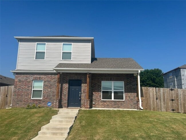 property at 923 S Nighthawk Ln