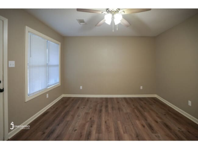 4414 Countrybrook Dr in Jonesboro, AR - Building Photo - Building Photo