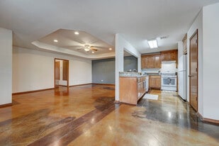 Waters Edge Duplexes in Stillwater, OK - Building Photo