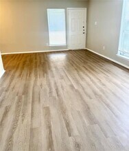 5011 Copperbend Blvd in Austin, TX - Building Photo - Building Photo
